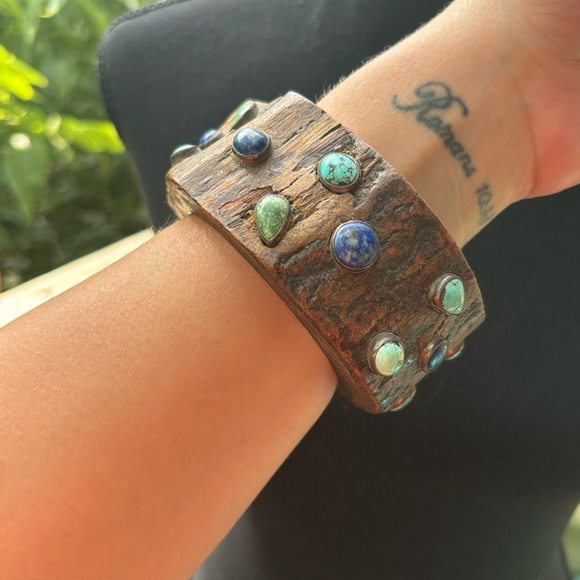 Turquoise and Sodalite Gem Wooden Bracelet - Picture 5 of 6